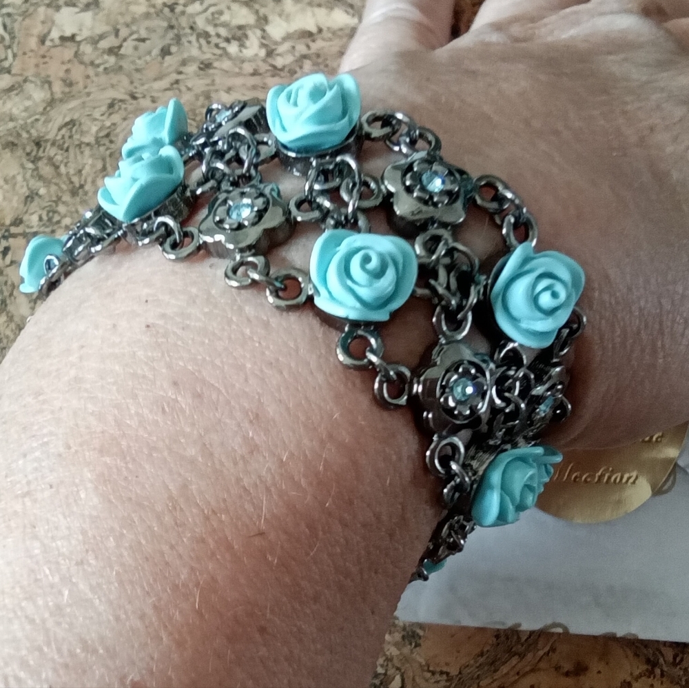 Fifth Avenue Turquoise Blue Crystal Bracelet S/M